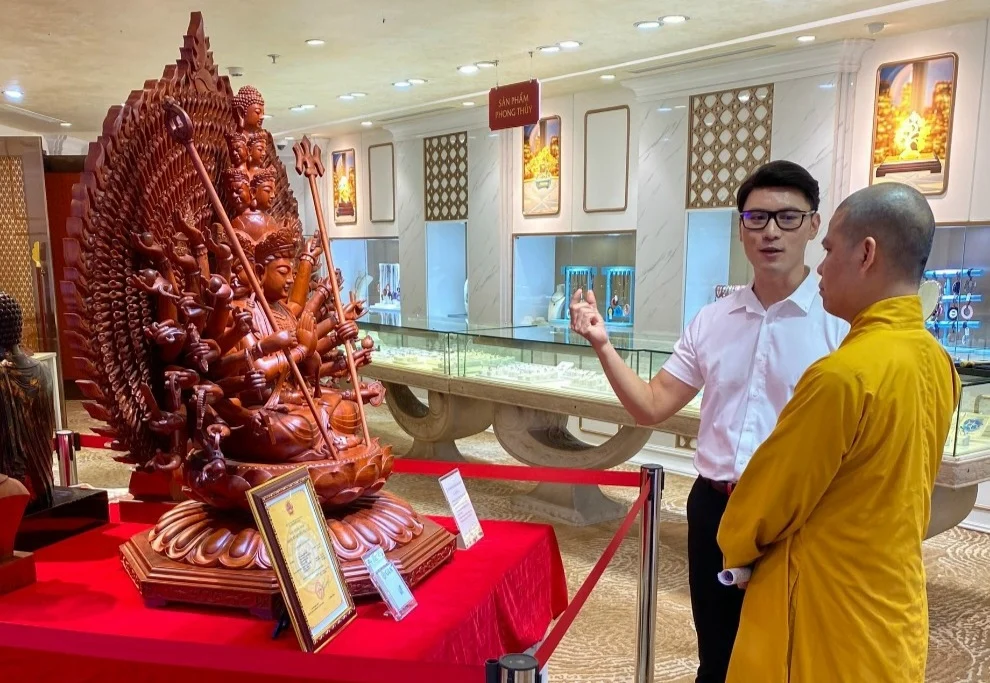 Phật tử Nguyễn Ngọc Phương: 