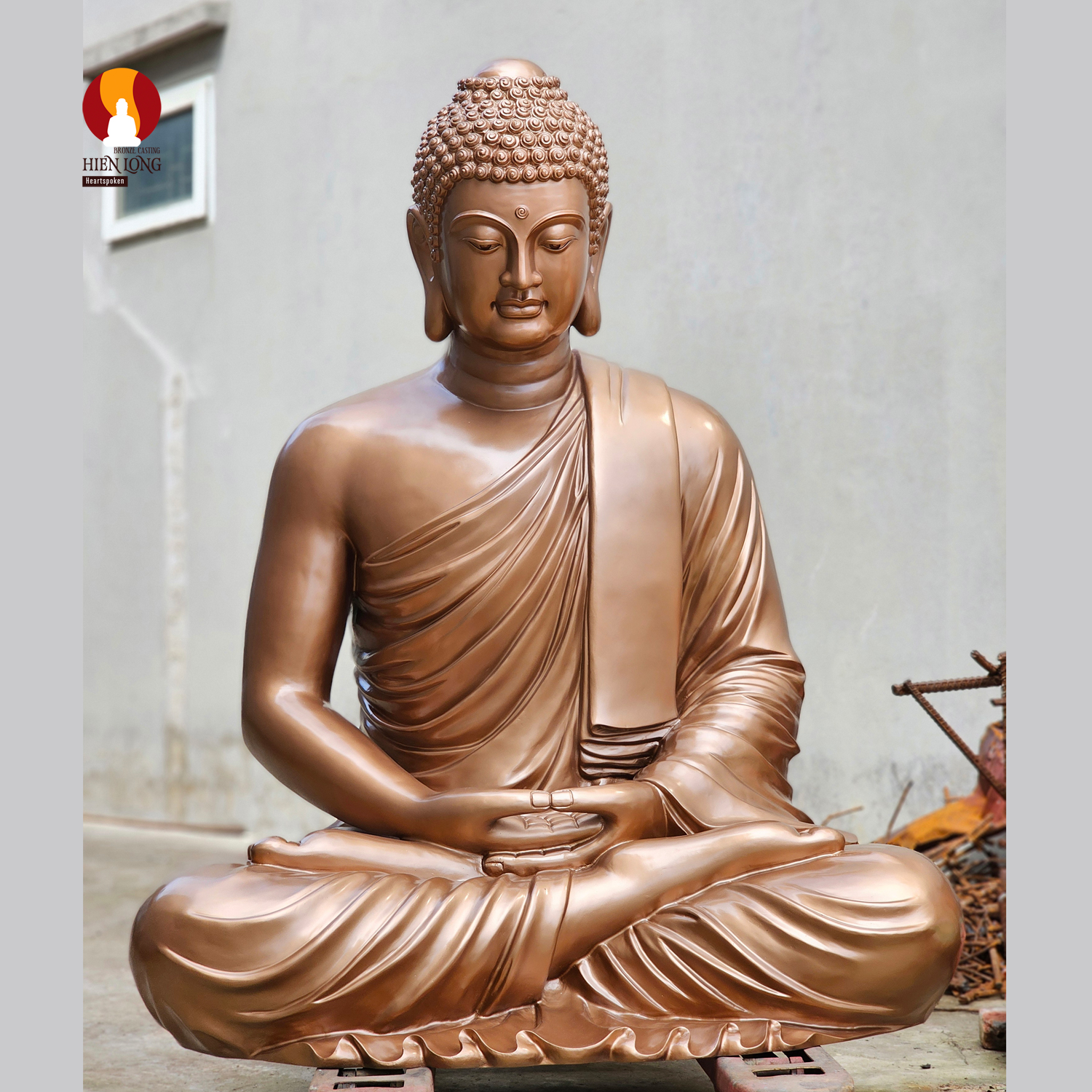Kim thân tượng Phật Thích Ca lối Nguyên thủy tọa Thiền thờ trong Chùa, đồng đỏ 1