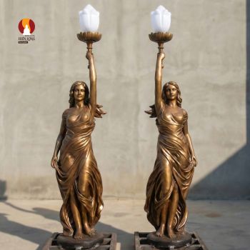 Nữ thần Khai sáng - Ngọn đuốc của hy vọng - Biểu Tượng Của Tri Thức & Sự Dẫn Lối