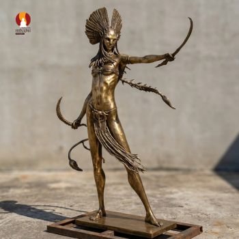 Tượng Bom tấn Varang - Nữ chiến binh tro tàn và Lửa thiêng - Hiện Thân Của Sức Mạnh Nguyên Thủy & Bản Sắc Pandora Mới