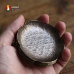 Đế lót tách trà đồng thau dáng hoa Hướng Dương, chạm khắc thủ công tinh xảo