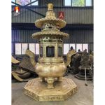 Lư hương bảo tháp nhiều tầng cỡ lớn đặt trước chính điện bằng đồng đỏ mẫu 2