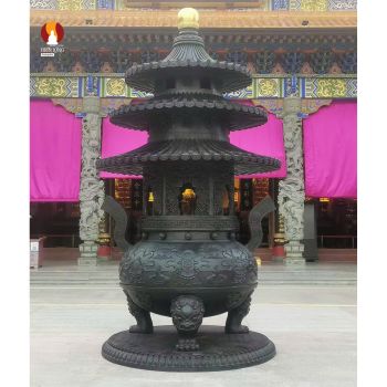 Lư hương bảo tháp nhiều tầng cỡ lớn đặt trước chính điện bằng đồng đỏ mẫu 2