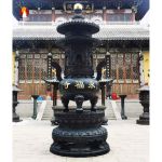 Lư hương bảo tháp nhiều tầng cỡ lớn đặt trước chính điện bằng đồng đỏ mẫu 2