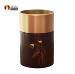 Ống cắm bút chất liệu gỗ hương viền đồng thau
