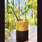 Ống cắm bút chất liệu gỗ hương viền đồng thau hoa văn mây phật giáo