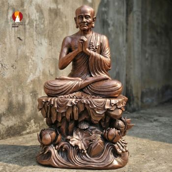 Tượng Tổ Ca Diếp ngồi trên đá, đúc đồng đỏ