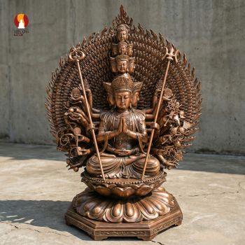 Tượng Thiên Thủ Thiên Nhãn Quan âm ngồi, đồng đỏ thờ trong Chùa