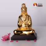 Ban thờ thu nhỏ đầy đủ 9 món để thờ: tượng mạ vàng 24k, ban thờ gỗ, lư hương, bình cắm hoa, chén nước, cốc đèn, trầm, nến